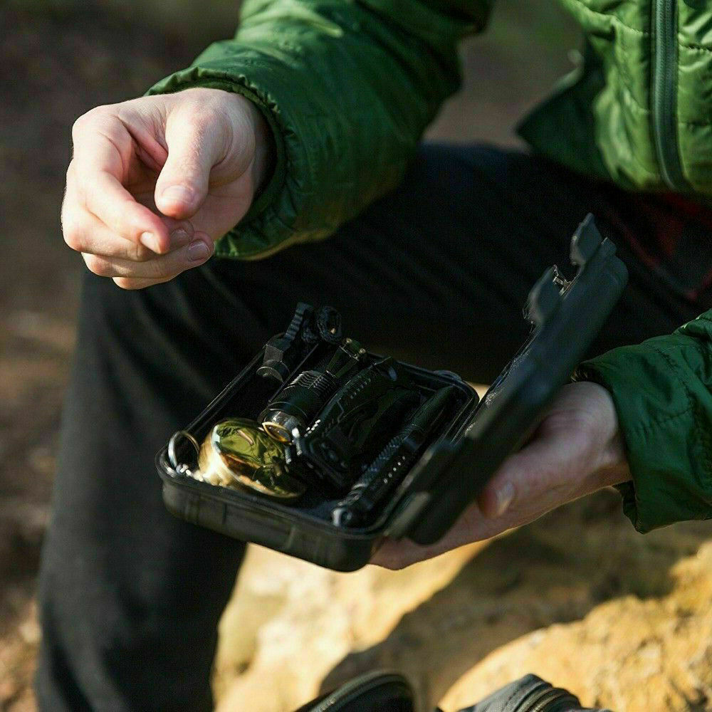 Ultimate 14-in-1 Survival Kit – The Must-Have Outdoor Emergency Gear